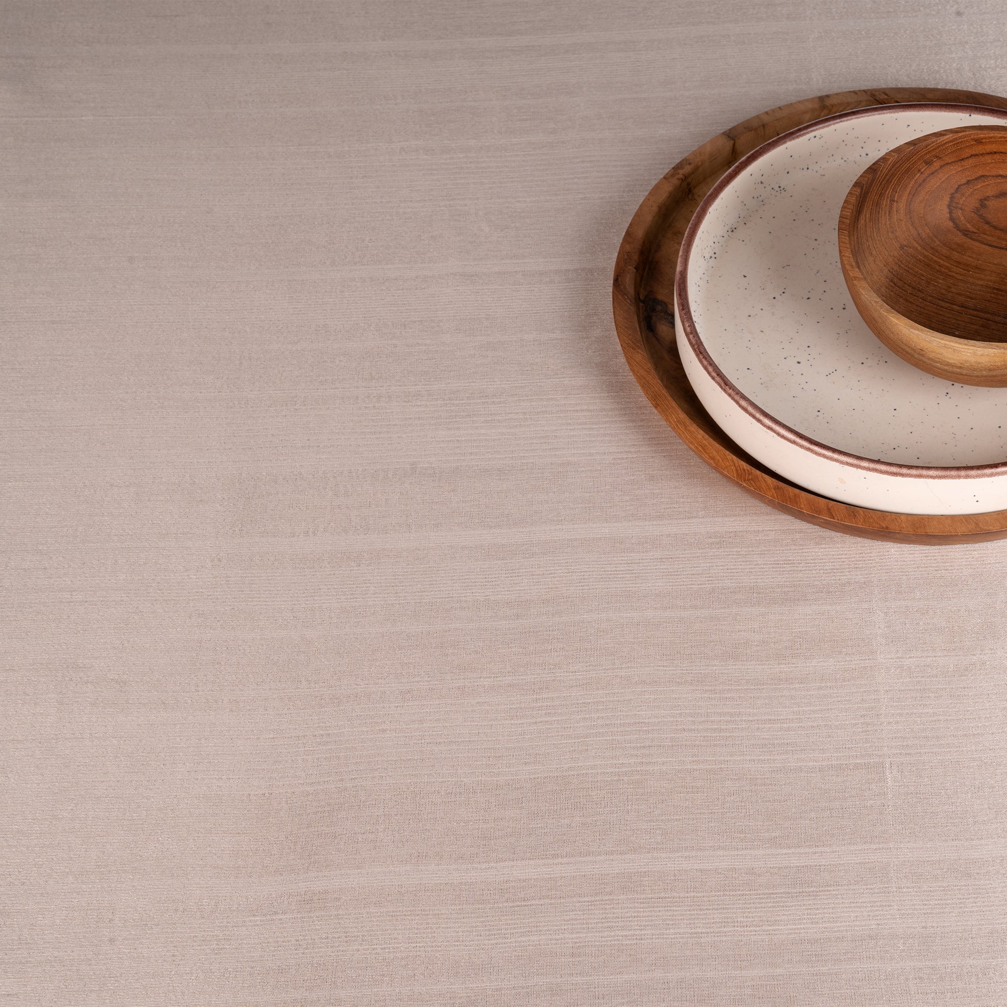 Natural Luxe Shine tablecloth with matching D'Moksha table linens