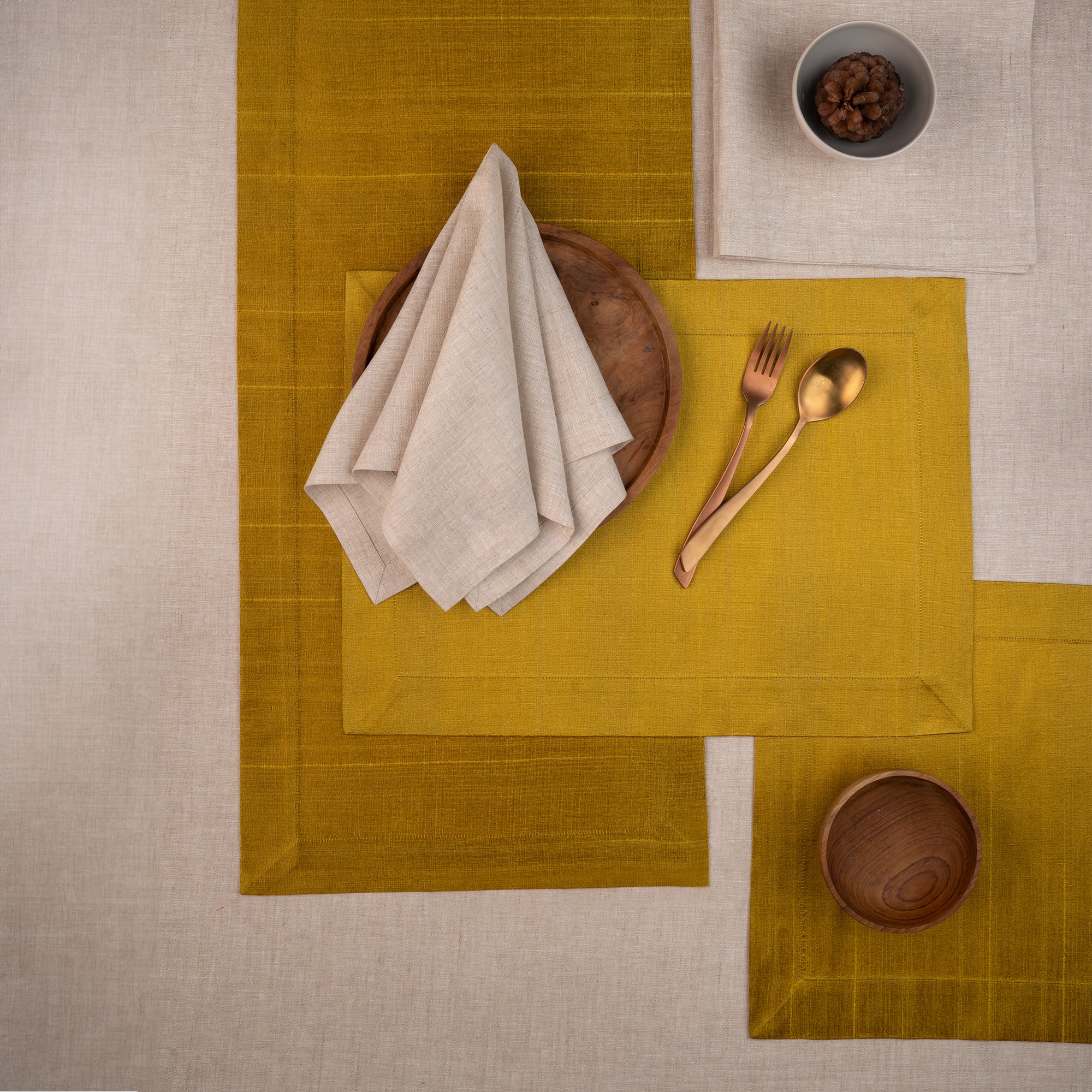 Gold Luxe Shine table runner with matching D'Moksha table linens