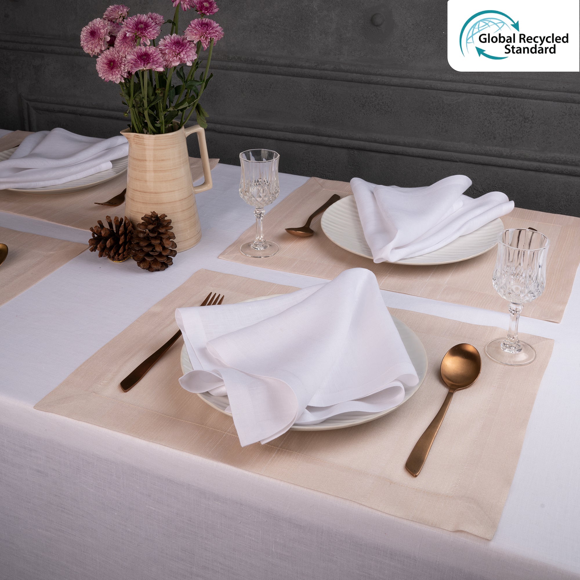 Light natural Luxe Shine placemats styled on a dining table