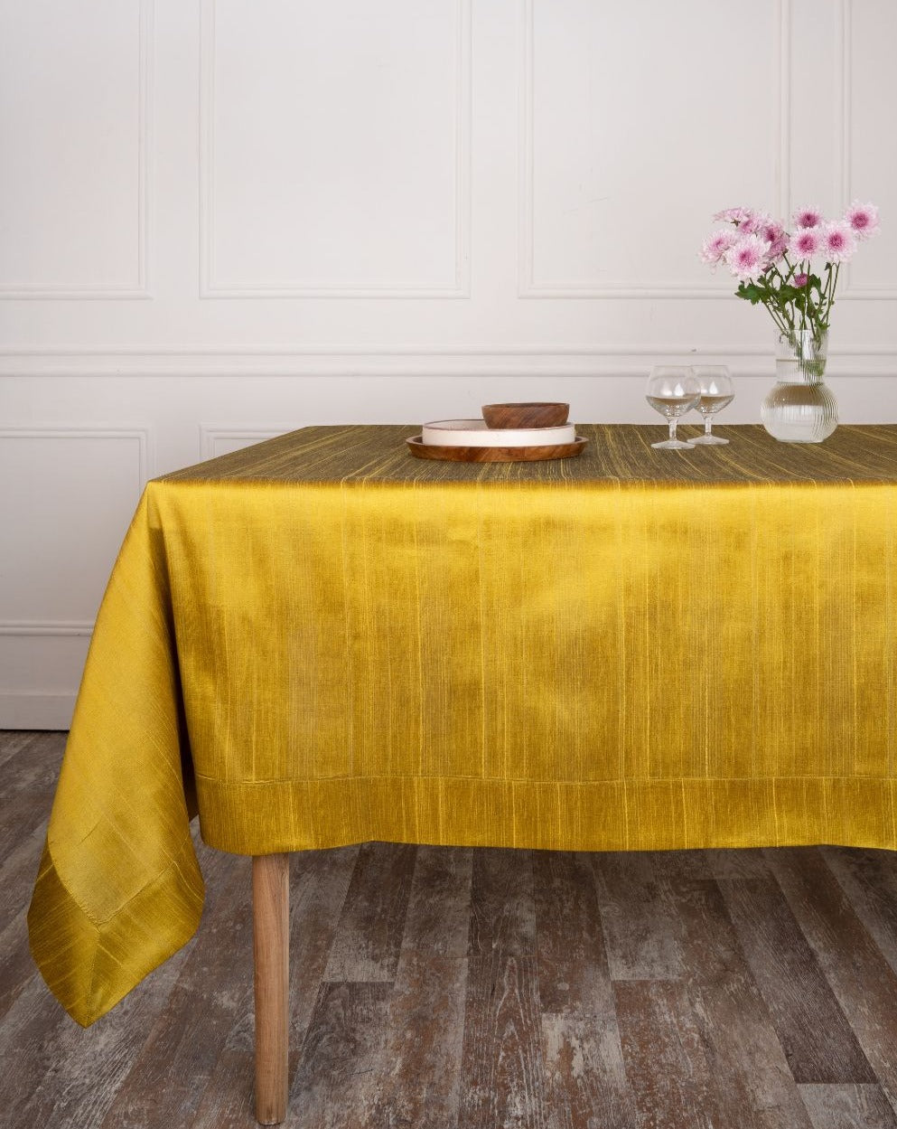 Gold Raw Silk Textured Tablecloth - Mitered Corner