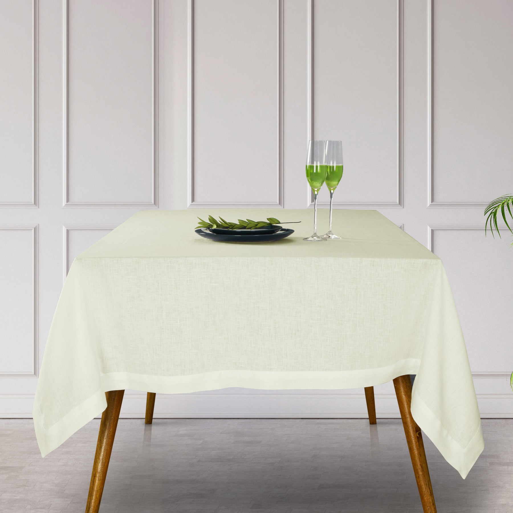 Vanilla Cream Linen Tablecloth - Hemmed