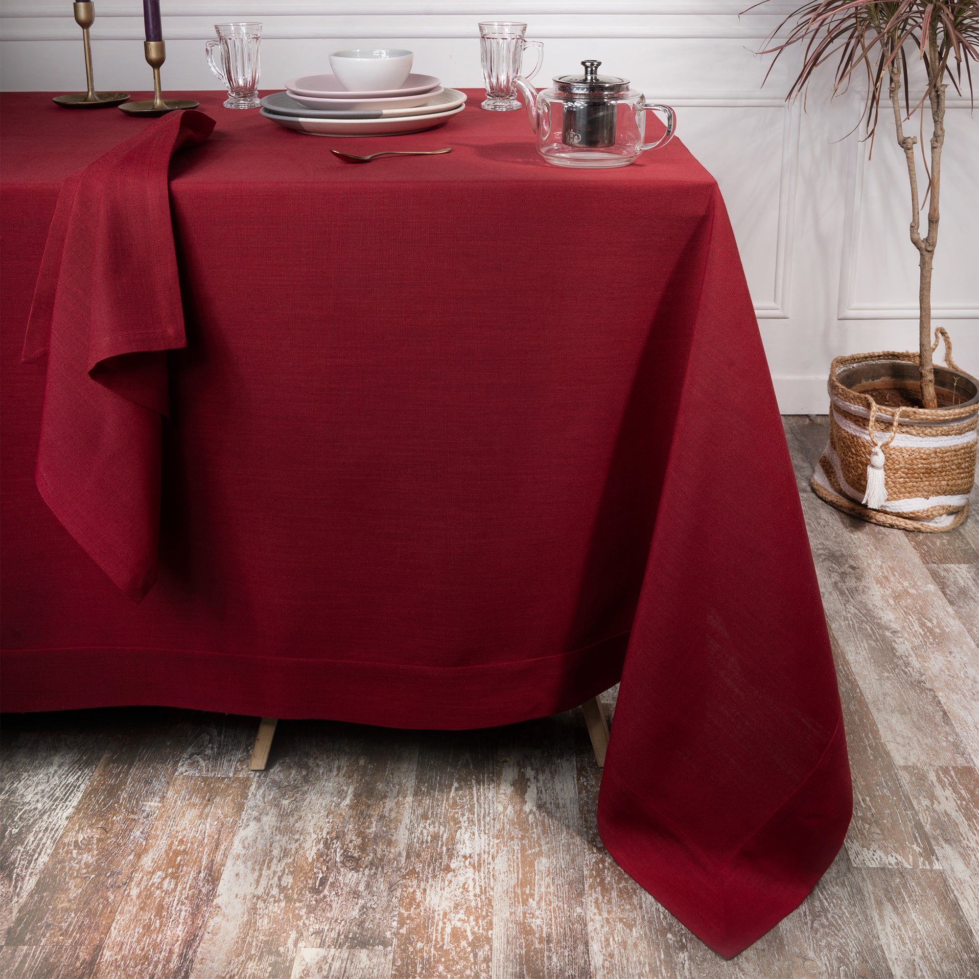 Red Tablecloth, Faux Linen, Mitered Corner