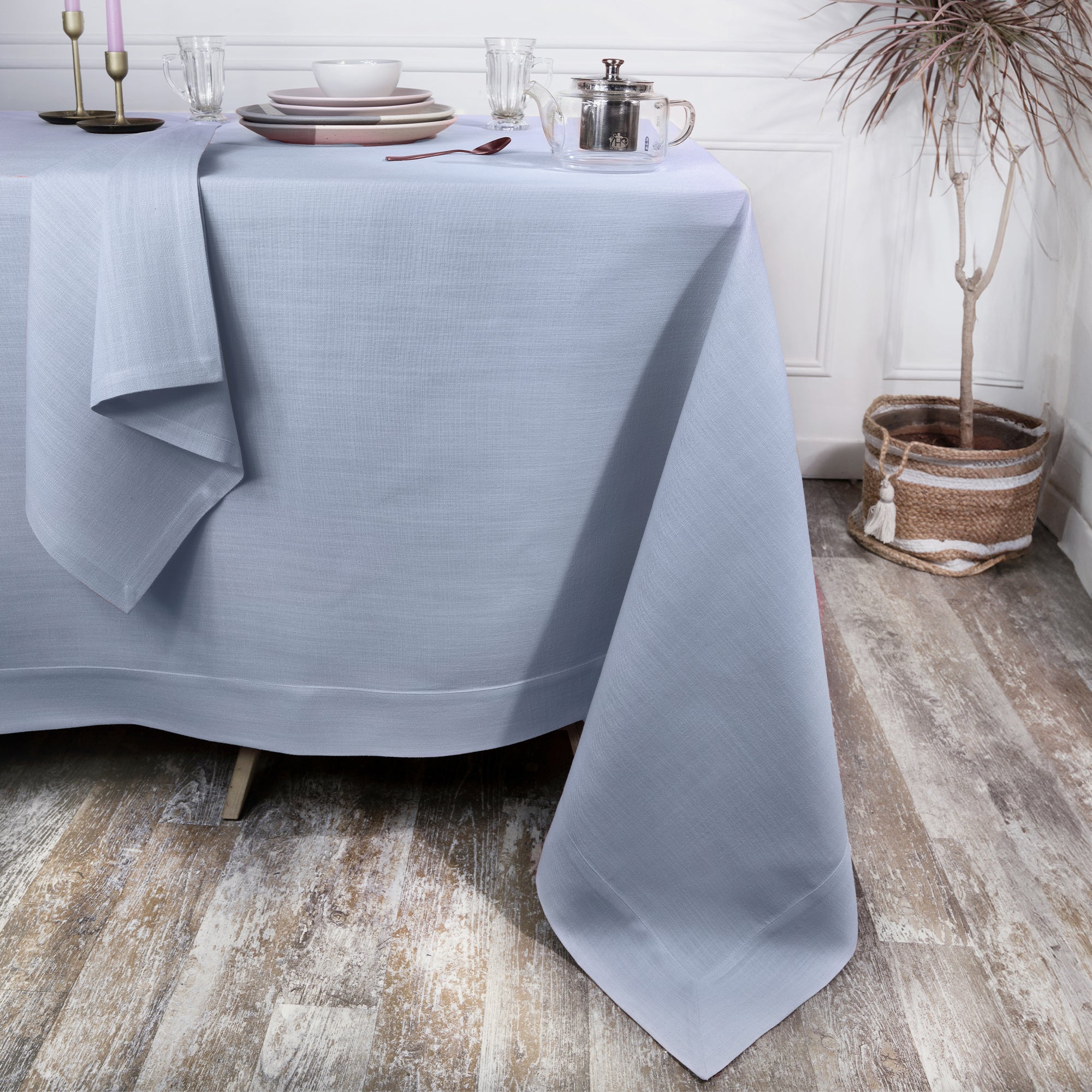 Light Blue Tablecloth, Faux Linen, Mitered Corner