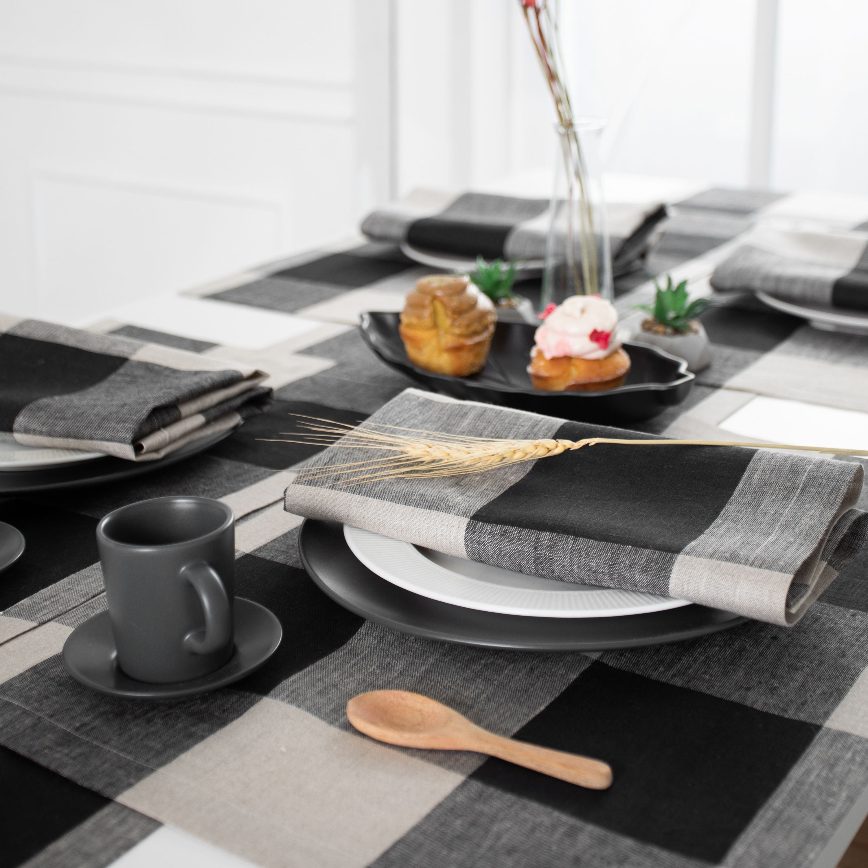 Natural and Black Linen Placemats, Buffalo Check, 14 x 19 inch, 4 pcs