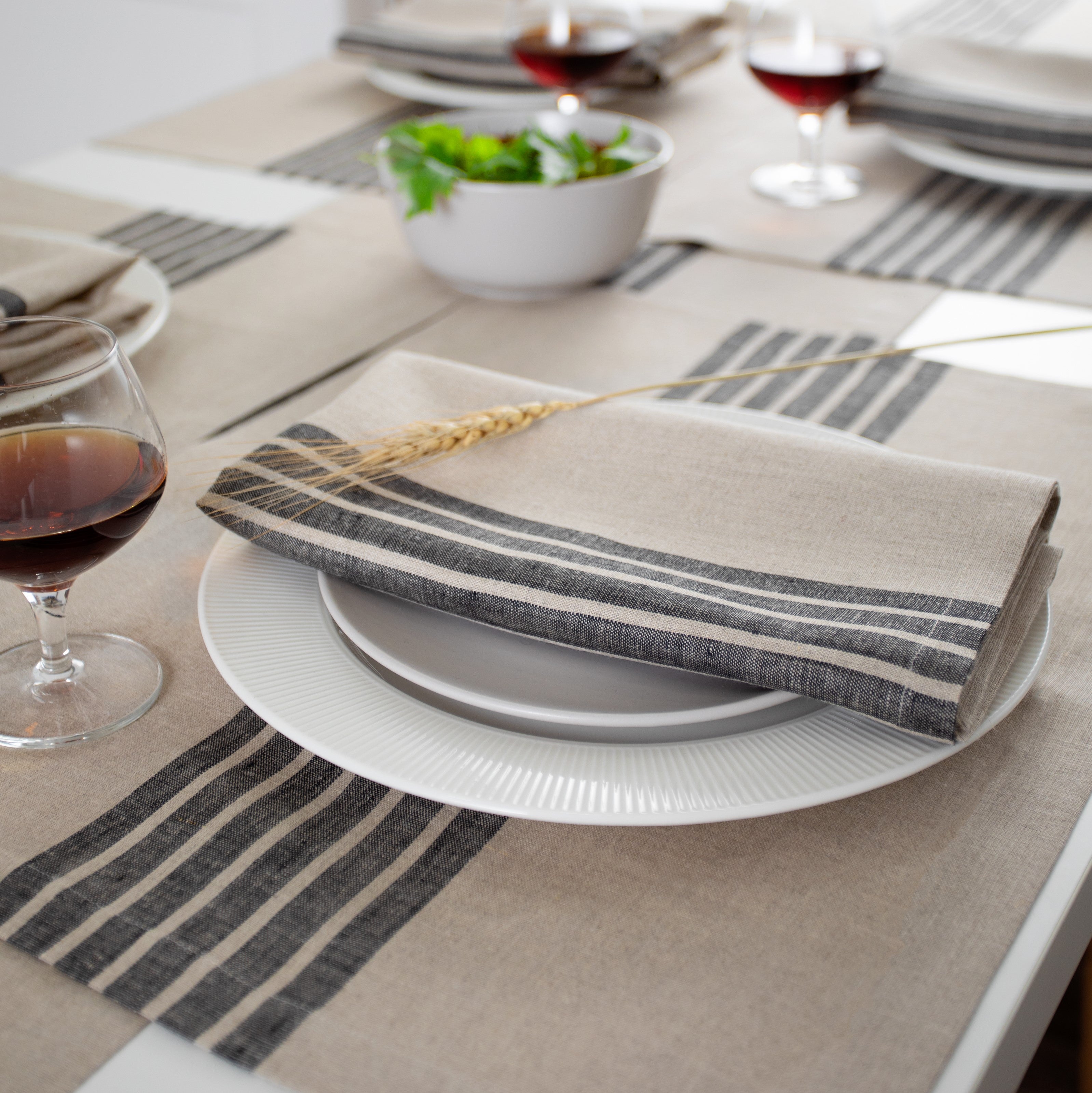 Natural and Black Linen Napkins, Farmhouse, 20 x 20 inch, 4 pcs