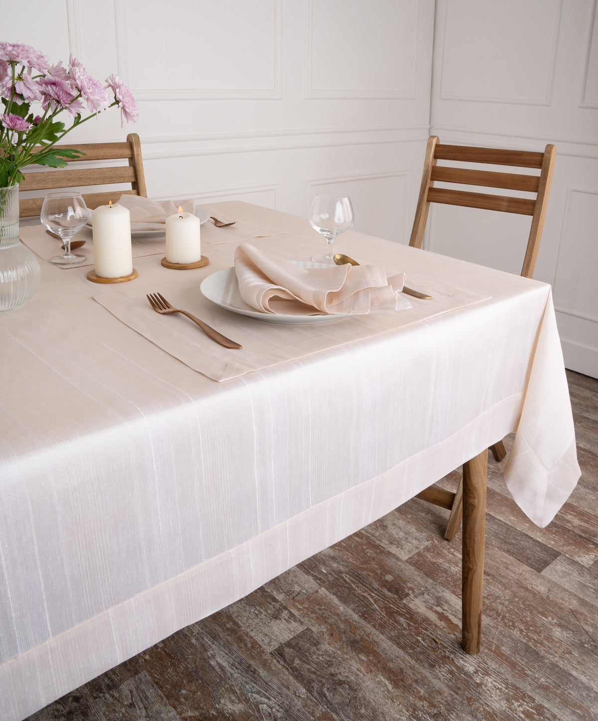 Light Natural Raw Silk Textured Tablecloth - Mitered Corner