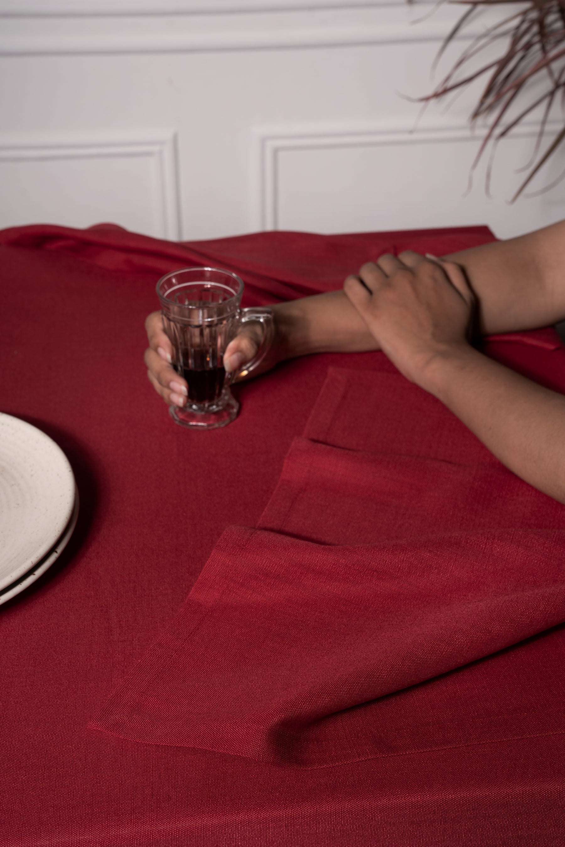 Red Linen Textured Tablecloth - Mitered Corner