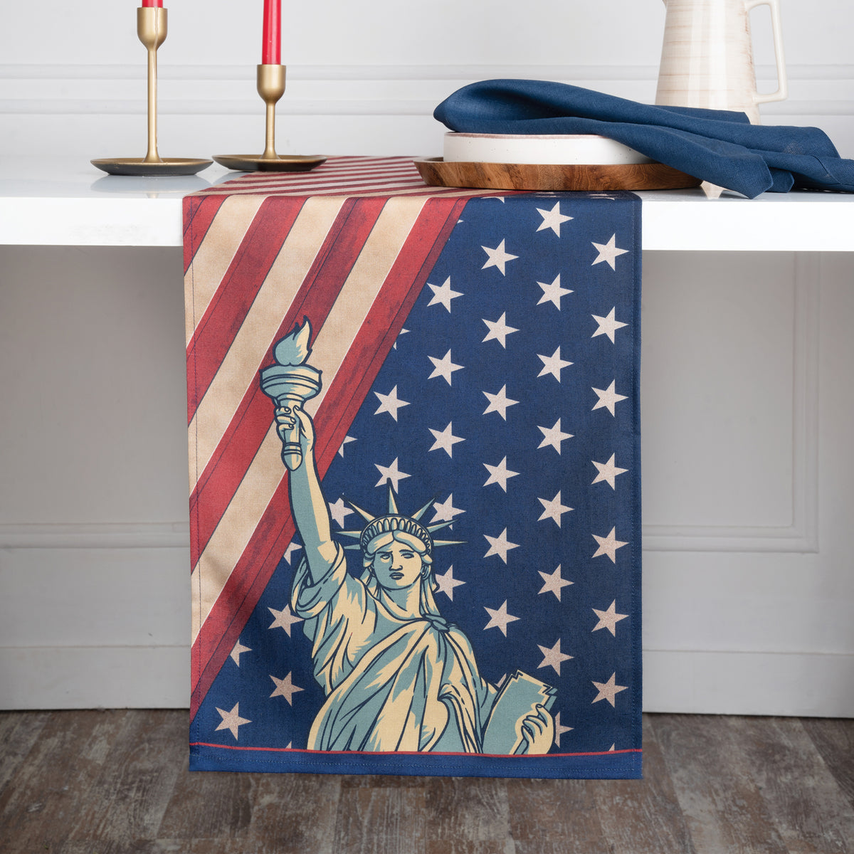 Statue Of Liberty 4th July Print Table Runner