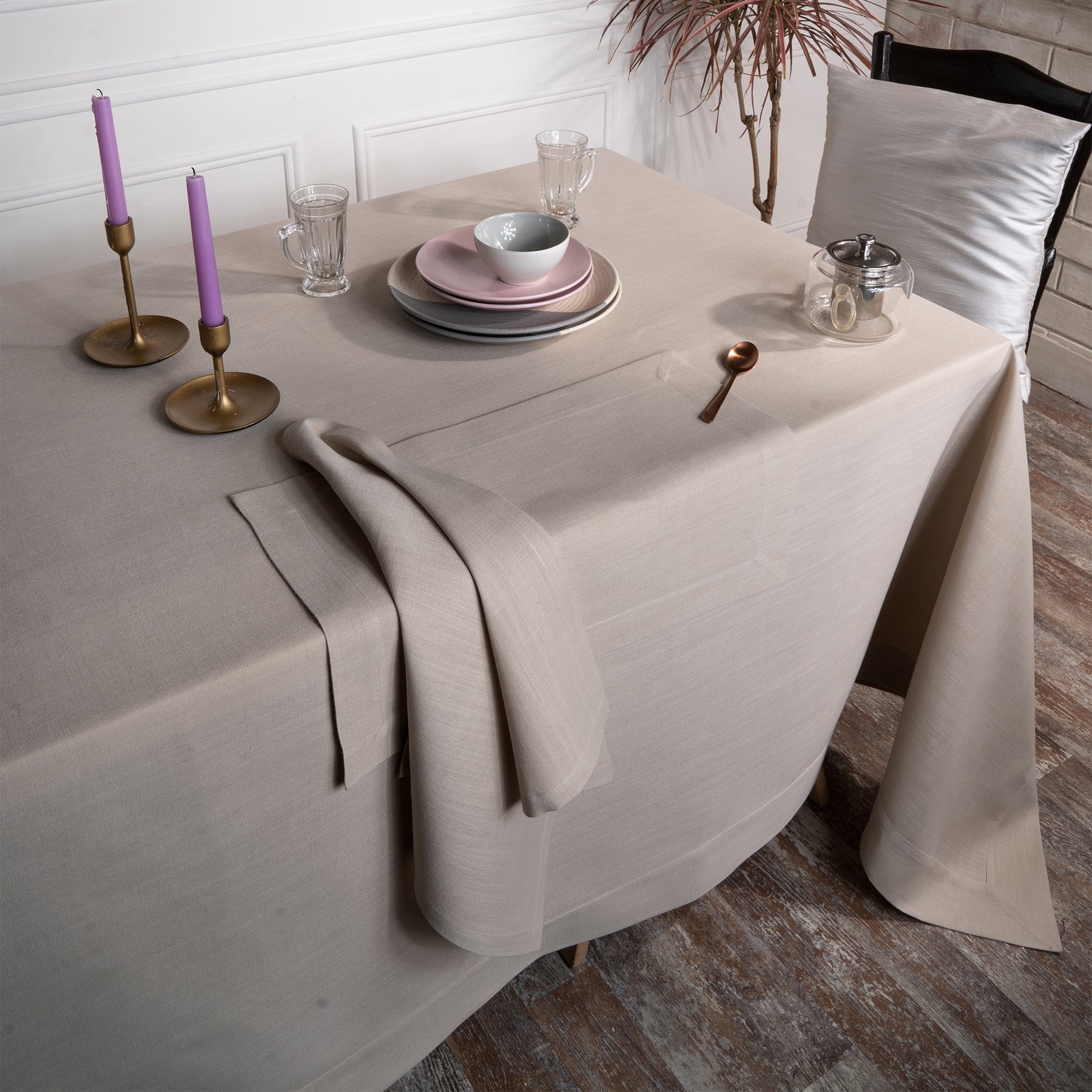 Natural Linen Textured Dinner Napkins 20 x 20 Inch Set of 4 - Mitered Corner