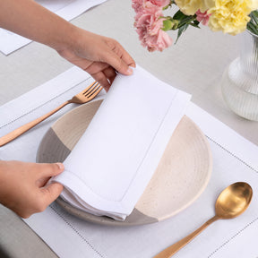 Chambray Cream and White Linen Textured Table Runner - Tassel