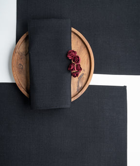 Black Linen Textured Dinner Napkins 20 x 20 Inch Set of 4 - Plain