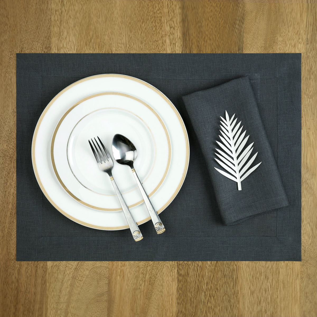 Charcoal Grey Linen Placemats 14 x 19 Inch Set of 4 - Hemmed