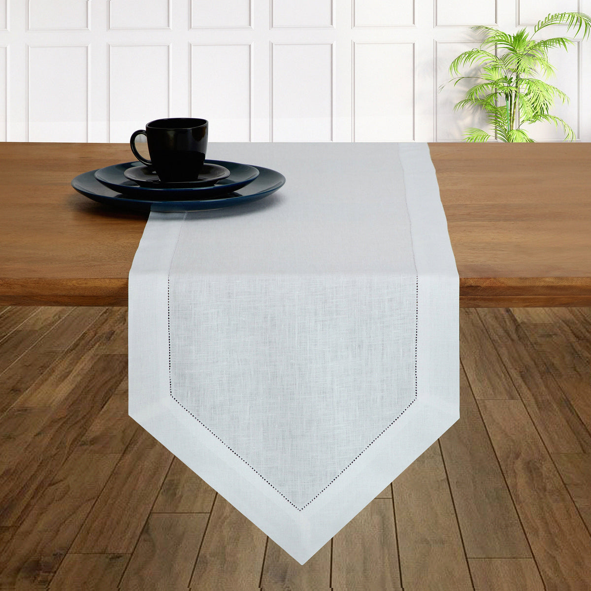 White Linen Table Runner - Diamond